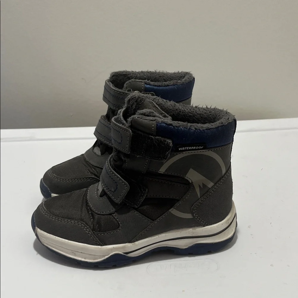 Gray LUPILU Kids Shoes with Velcro Straps